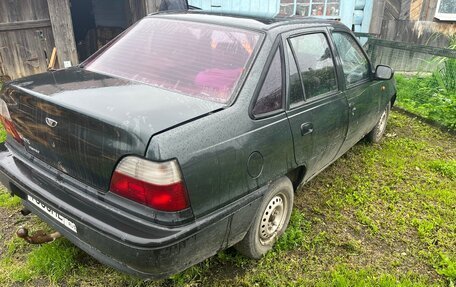 Daewoo Nexia I рестайлинг, 2001 год, 60 000 рублей, 8 фотография