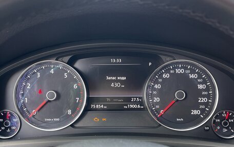 Volkswagen Touareg III, 2015 год, 3 500 000 рублей, 12 фотография