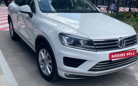 Volkswagen Touareg III, 2015 год, 3 500 000 рублей, 2 фотография