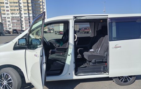 Nissan Serena III, 2010 год, 1 150 000 рублей, 5 фотография