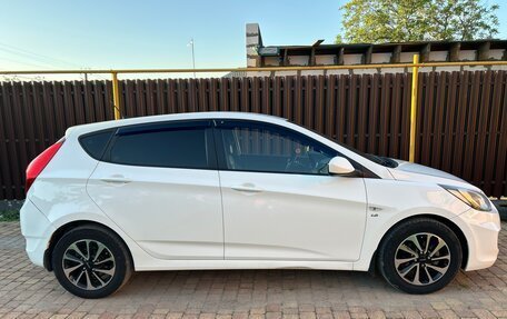 Hyundai Solaris II рестайлинг, 2014 год, 930 000 рублей, 2 фотография
