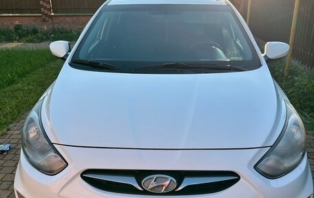 Hyundai Solaris II рестайлинг, 2014 год, 930 000 рублей, 8 фотография