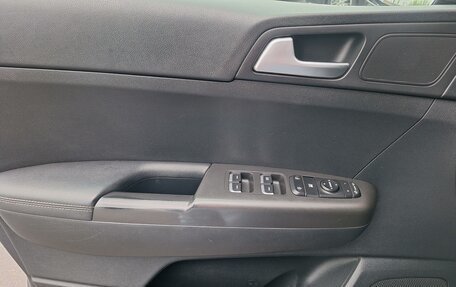 KIA Sportage IV рестайлинг, 2018 год, 2 090 000 рублей, 17 фотография