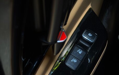 KIA Carnival, 2021 год, 3 800 000 рублей, 23 фотография