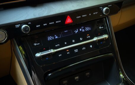 KIA Carnival, 2021 год, 3 800 000 рублей, 25 фотография