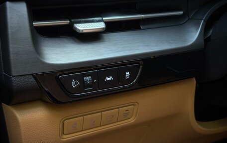KIA Carnival, 2021 год, 3 800 000 рублей, 33 фотография