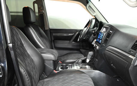 Mitsubishi Pajero IV, 2011 год, 1 820 000 рублей, 10 фотография
