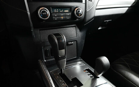 Mitsubishi Pajero IV, 2011 год, 1 820 000 рублей, 15 фотография
