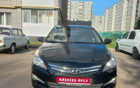 Hyundai Solaris II рестайлинг, 2015 год, 825 000 рублей, 11 фотография