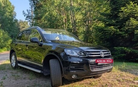Volkswagen Touareg III, 2012 год, 2 050 000 рублей, 2 фотография