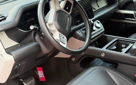 Land Rover Defender II, 2022 год, 8 330 000 рублей, 7 фотография