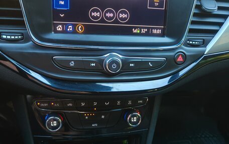 Opel Astra K, 2020 год, 1 295 000 рублей, 13 фотография