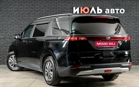 KIA Carnival, 2021 год, 4 000 000 рублей, 8 фотография