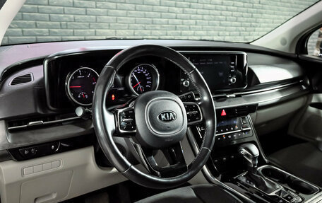 KIA Carnival, 2021 год, 4 000 000 рублей, 13 фотография