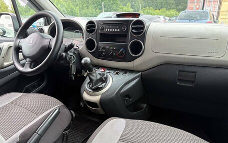 Peugeot Partner II рестайлинг 2, 2013 год, 630 000 рублей, 16 фотография