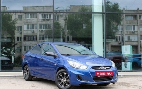 Hyundai Solaris II рестайлинг, 2013 год, 1 060 000 рублей, 3 фотография