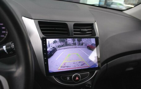 Hyundai Solaris II рестайлинг, 2013 год, 1 060 000 рублей, 12 фотография
