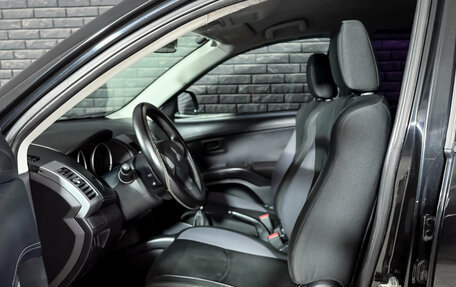 Mitsubishi Outlander III рестайлинг 3, 2009 год, 980 000 рублей, 11 фотография
