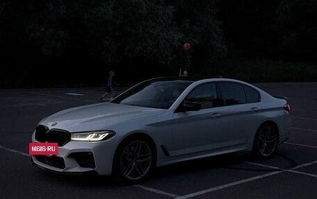 BMW 5 серия, 2021 год, 4 590 000 рублей, 2 фотография