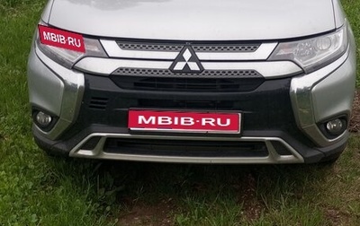 Mitsubishi Outlander III рестайлинг 3, 2021 год, 3 000 000 рублей, 1 фотография