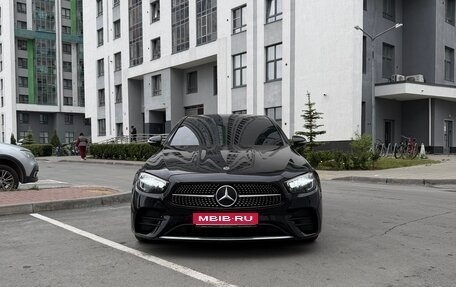 Mercedes-Benz E-Класс, 2020 год, 3 950 000 рублей, 1 фотография