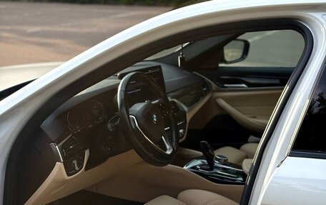 BMW 5 серия, 2021 год, 4 590 000 рублей, 10 фотография