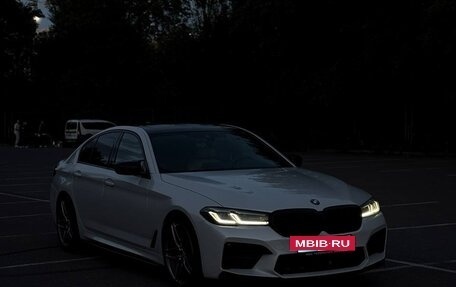 BMW 5 серия, 2021 год, 4 590 000 рублей, 8 фотография