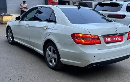 Mercedes-Benz E-Класс, 2012 год, 1 350 000 рублей, 9 фотография