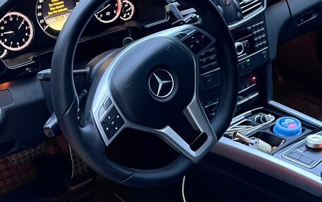 Mercedes-Benz E-Класс, 2012 год, 1 350 000 рублей, 24 фотография