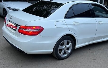Mercedes-Benz E-Класс, 2012 год, 1 350 000 рублей, 14 фотография