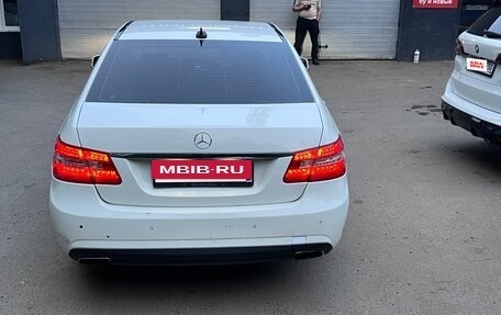 Mercedes-Benz E-Класс, 2012 год, 1 350 000 рублей, 13 фотография