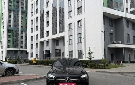 Mercedes-Benz E-Класс, 2020 год, 3 950 000 рублей, 2 фотография