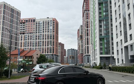 Mercedes-Benz E-Класс, 2020 год, 3 950 000 рублей, 10 фотография