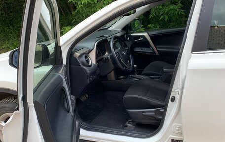 Toyota RAV4, 2014 год, 1 720 000 рублей, 14 фотография
