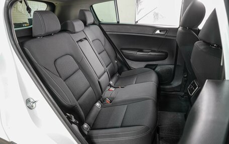 KIA Sportage IV рестайлинг, 2017 год, 2 099 000 рублей, 7 фотография