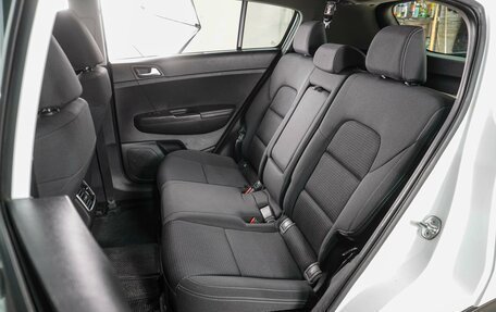 KIA Sportage IV рестайлинг, 2017 год, 2 099 000 рублей, 9 фотография