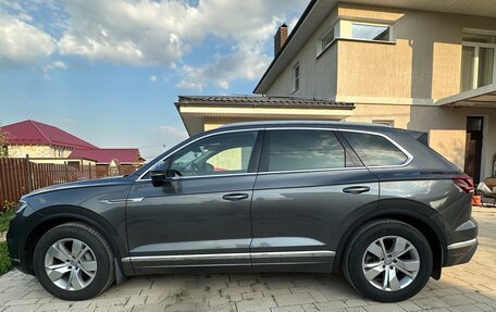 Volkswagen Touareg III, 2020 год, 4 300 000 рублей, 7 фотография