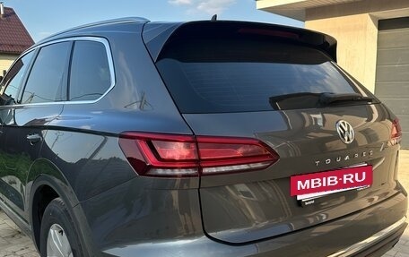 Volkswagen Touareg III, 2020 год, 4 300 000 рублей, 5 фотография