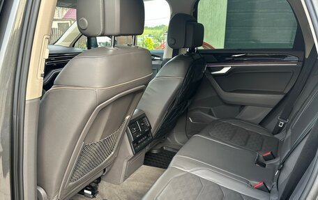Volkswagen Touareg III, 2020 год, 4 300 000 рублей, 14 фотография