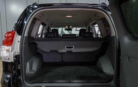 Toyota Land Cruiser Prado 150 рестайлинг 2, 2010 год, 3 249 000 рублей, 26 фотография