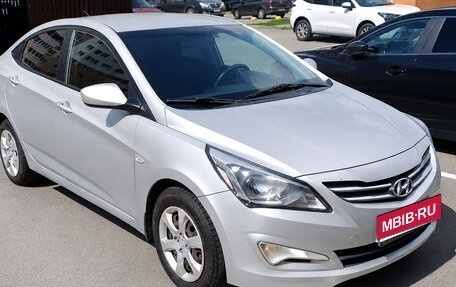 Hyundai Solaris II рестайлинг, 2016 год, 637 000 рублей, 1 фотография