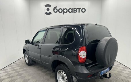 Chevrolet Niva I рестайлинг, 2018 год, 842 700 рублей, 6 фотография