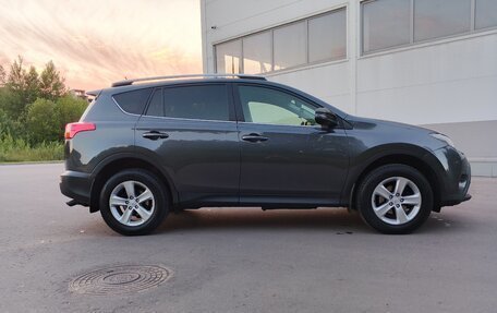 Toyota RAV4, 2013 год, 1 990 000 рублей, 8 фотография