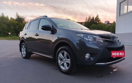 Toyota RAV4, 2013 год, 1 990 000 рублей, 9 фотография