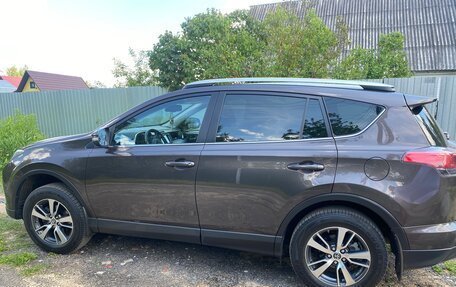 Toyota RAV4, 2019 год, 2 750 000 рублей, 3 фотография