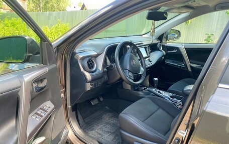 Toyota RAV4, 2019 год, 2 750 000 рублей, 9 фотография