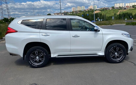 Mitsubishi Pajero Sport III рестайлинг, 2018 год, 3 330 000 рублей, 4 фотография