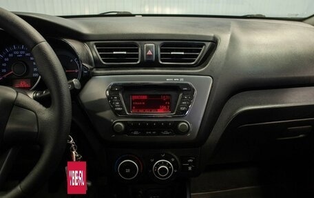 KIA Rio III рестайлинг, 2014 год, 935 000 рублей, 25 фотография