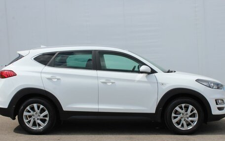Hyundai Tucson III, 2020 год, 2 415 000 рублей, 8 фотография