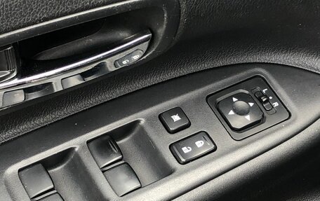Mitsubishi Outlander III рестайлинг 3, 2014 год, 1 398 500 рублей, 13 фотография